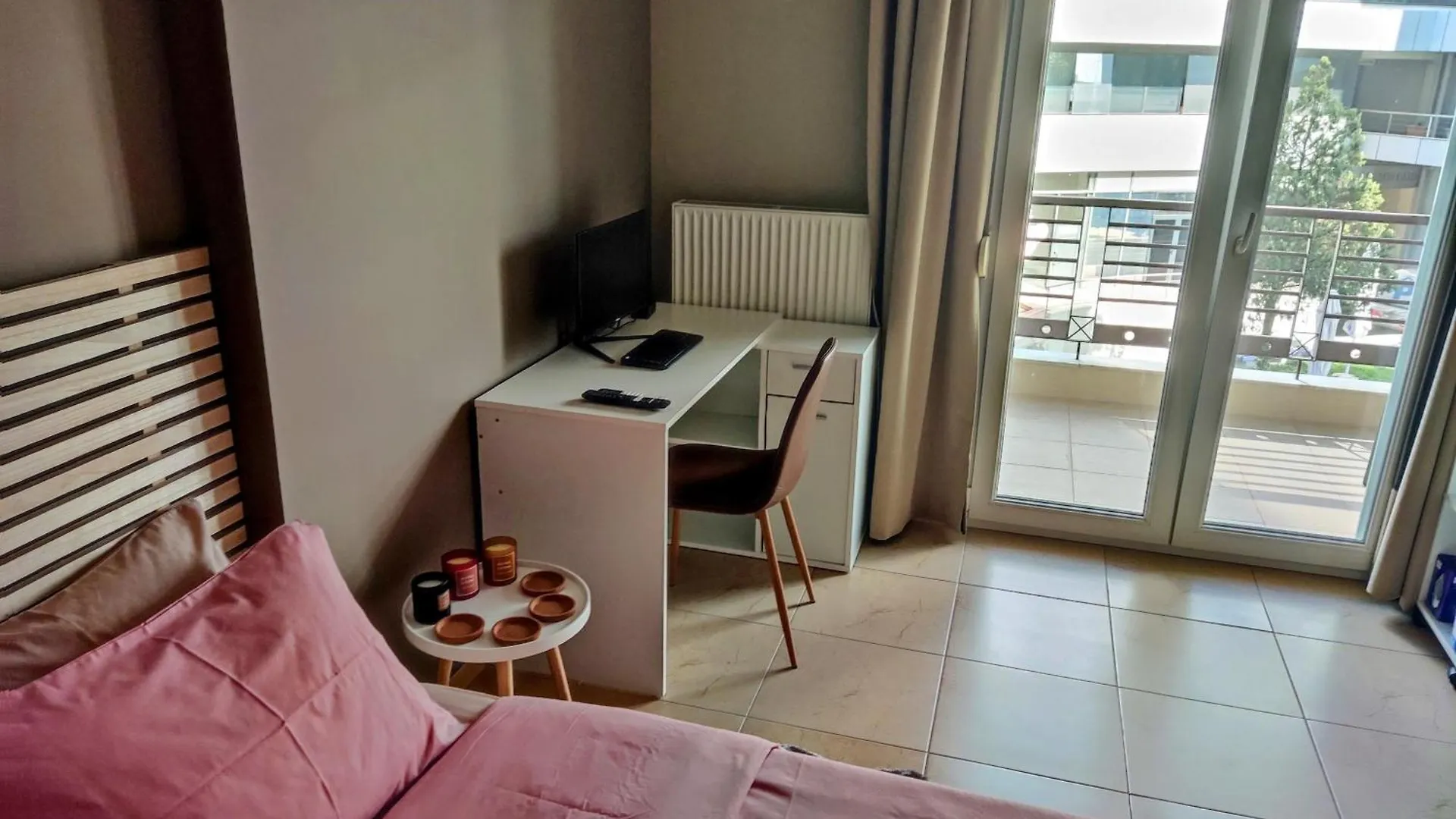 아파트 Cozy Apt! Friends & Family - Private Paid Parking 테살로니키